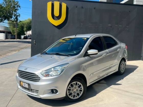 FORD KA + 1.0 TI-VCT FLEX SE PLUS MANUAL FORD KA + 1.0 TI-VCT FLEX SE PLUS MANUAL